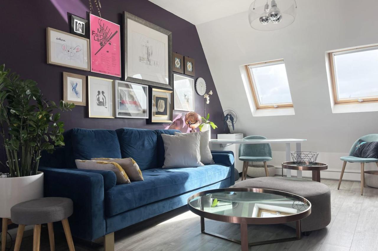 Bright And Homely 1 Bedroom Rooftop Apartment In The Marais In Paris Exterior foto